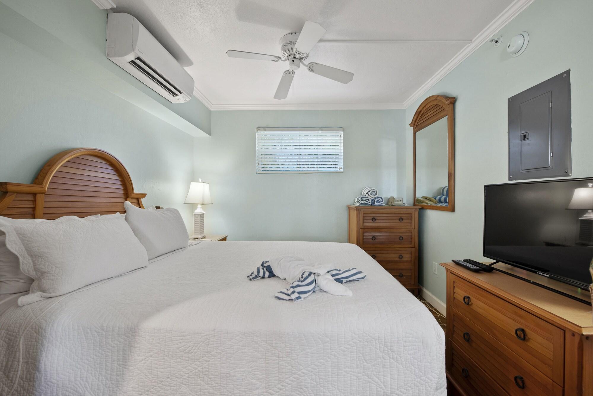 Caribbean Beach Club 迈尔斯堡海滩 外观 照片