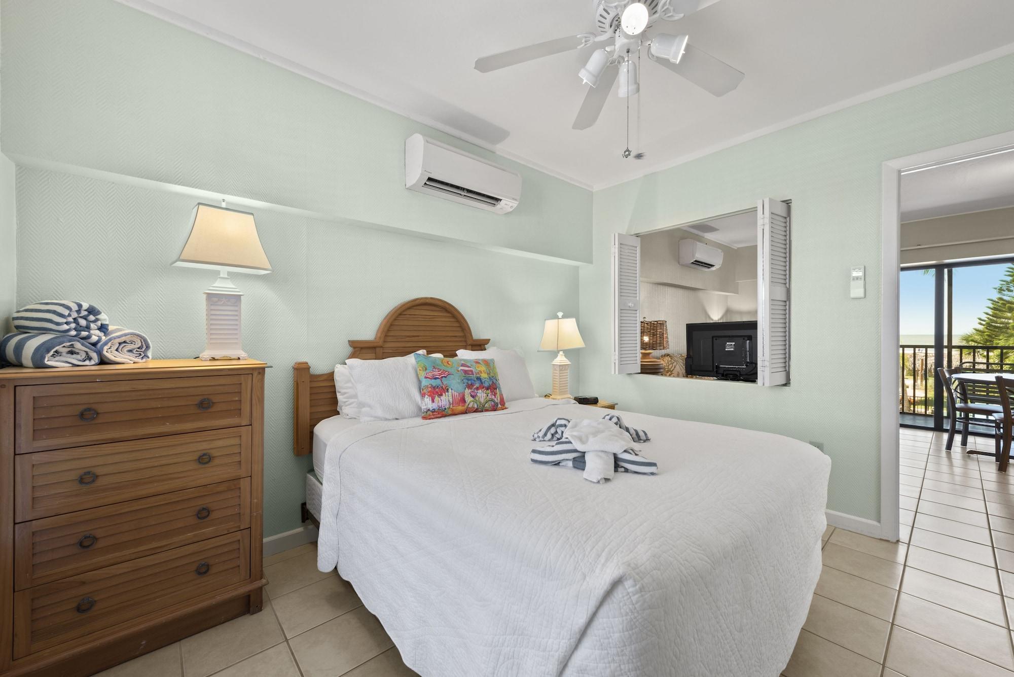 Caribbean Beach Club 迈尔斯堡海滩 外观 照片